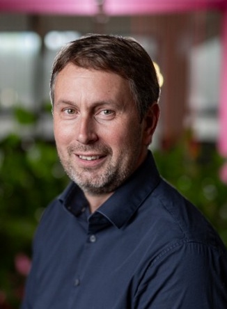 P_Hadrbolec T-Mobile.jpg